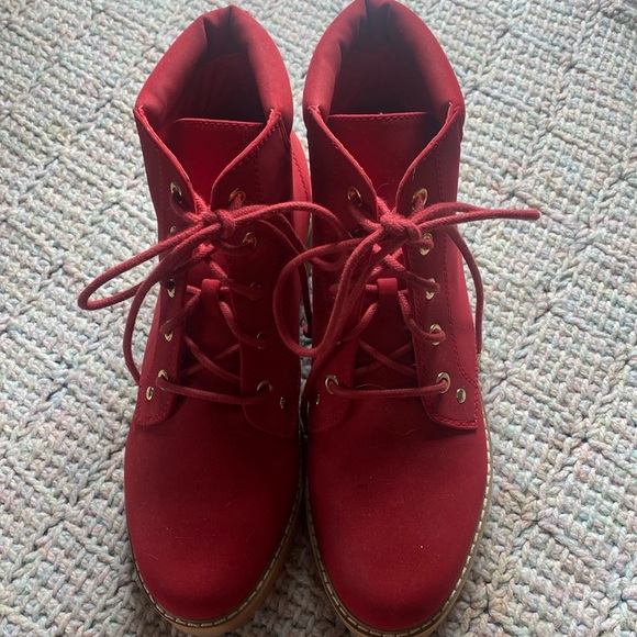 🦊 Newly listed red beauties. EUC - Picture 2 of 13